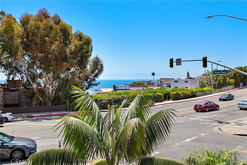 201 Nyes Place, Laguna Beach CA 92651 - photo 3