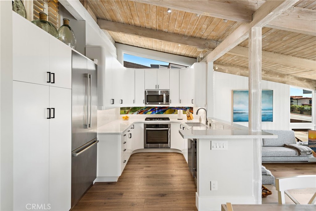 201 Nyes Place, Laguna Beach CA 92651 - photo 6