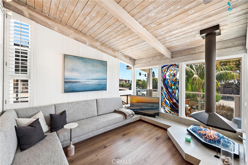 201 Nyes Place, Laguna Beach CA 92651 - photo 8