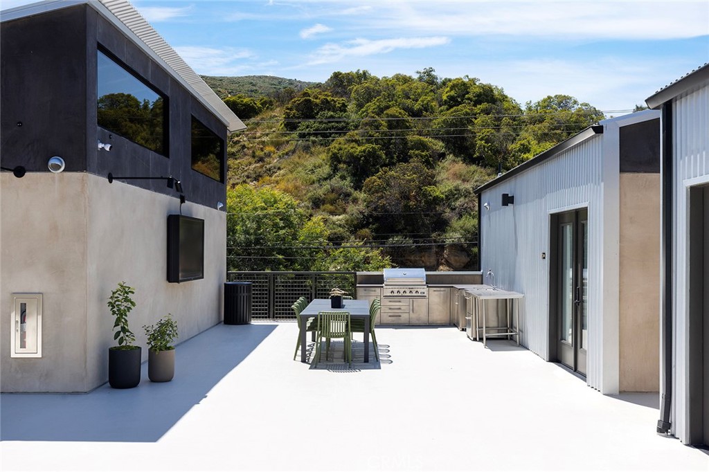 BBQ area - 20412 Laguna Canyon Road 205, Laguna Beach CA 92651 - photo 13