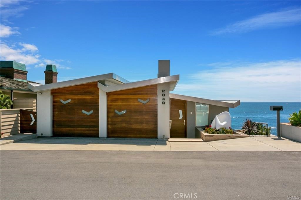 2049 OCEAN Way, Laguna Beach CA 92651 - photo 1
