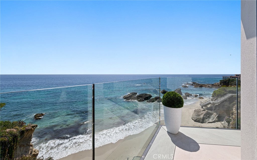 2049 Ocean Way, Laguna Beach CA 92651 - photo 5
