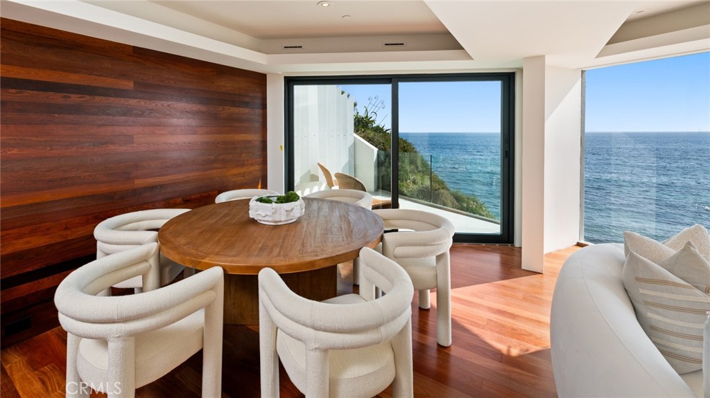 2049 Ocean Way, Laguna Beach CA 92651 - photo 8
