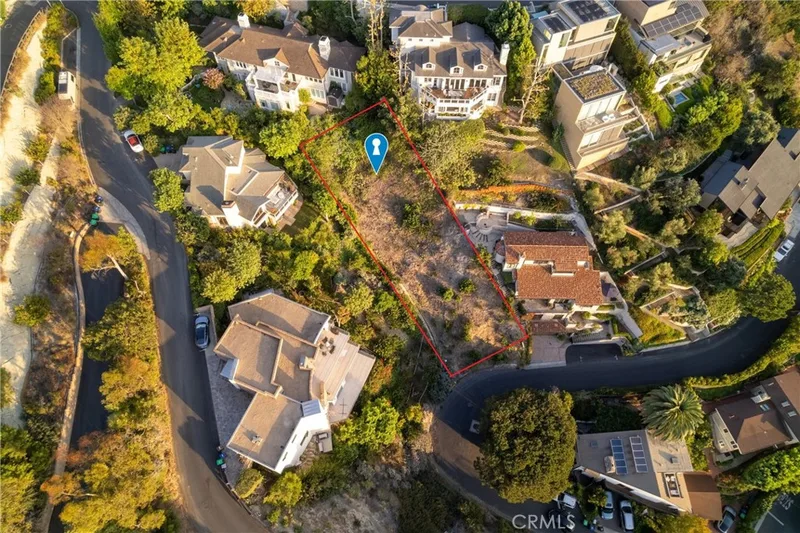 2058 Crestview Drive, Laguna Beach, CA 92651