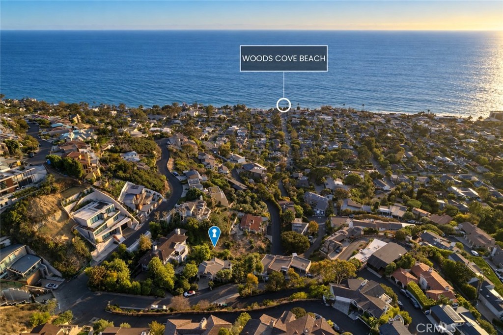 2058 Crestview Drive, Laguna Beach CA 92651 - photo 6