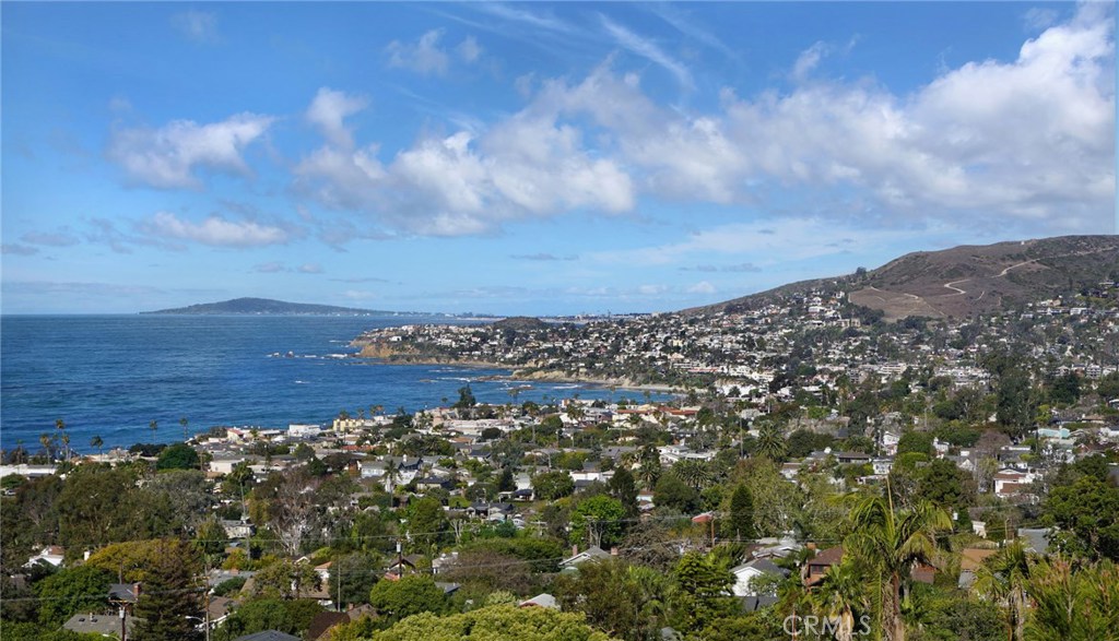 2097 Crestview Drive, Laguna Beach CA 92651 - photo 1