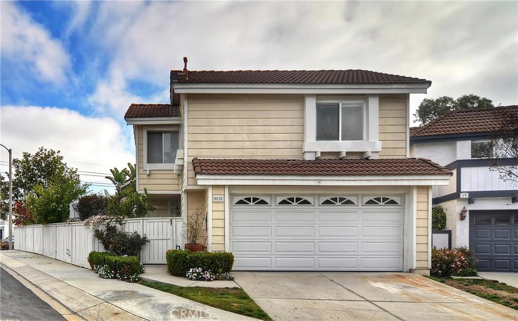 21 Carmel Court, Laguna Beach CA 92651 - photo 1