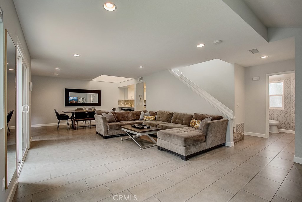 210 Santa Rosa Court, Laguna Beach CA 92651 - photo 1