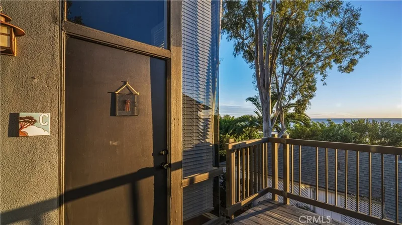 2101 Glenneyre Street C, Laguna Beach, CA 92651