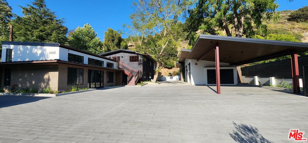 21024 Laguna Canyon Road, Laguna Beach CA 92651 - photo 7