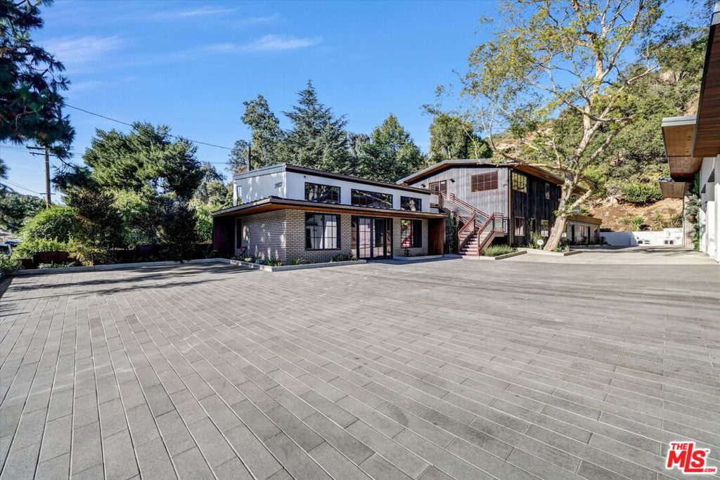 21024 Laguna Canyon Road, Laguna Beach CA 92651 - photo 6
