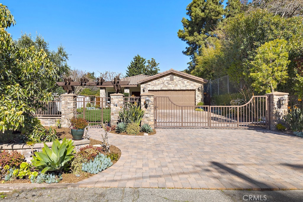 21075 Raquel Road, Laguna Beach CA 92651 - photo 1