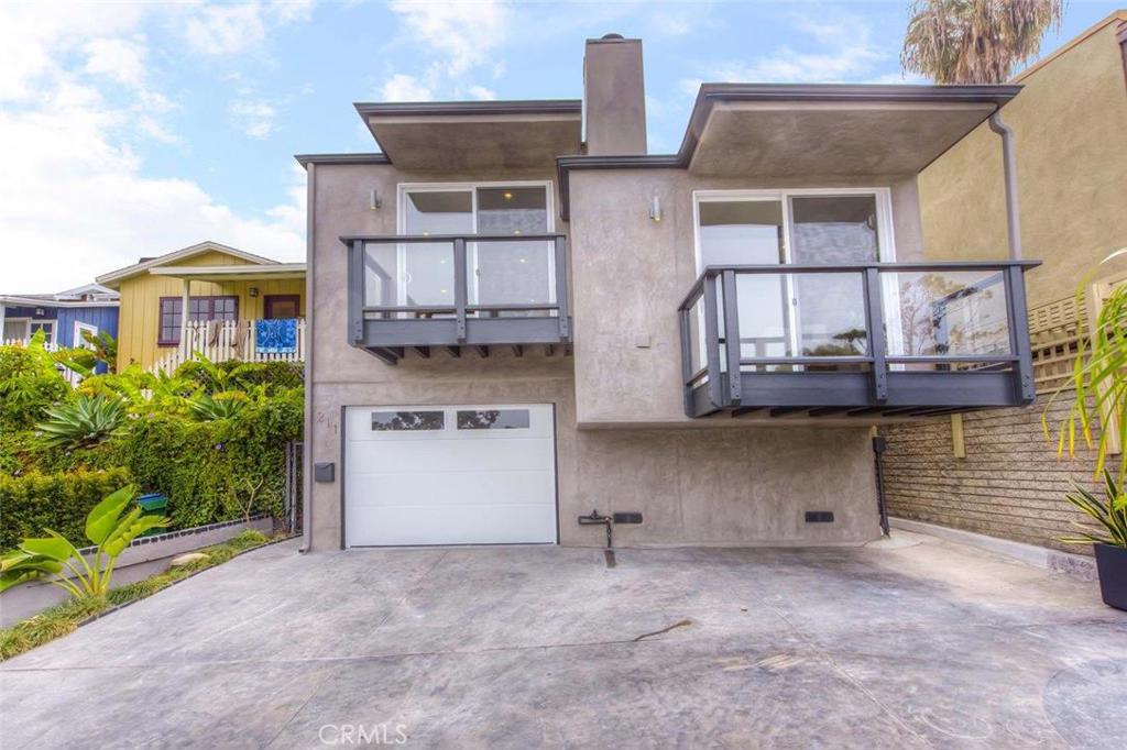 211 Nyes Place, Laguna Beach CA 92651 - photo 1