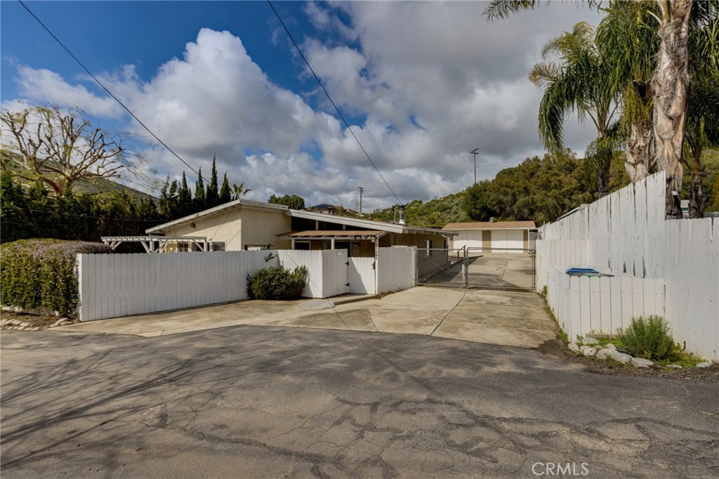 21391 Stans Lane, Laguna Beach CA 92651 - photo 1