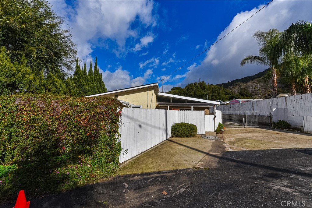 21391 Stans Lane, Laguna Beach CA 92651 - photo 1