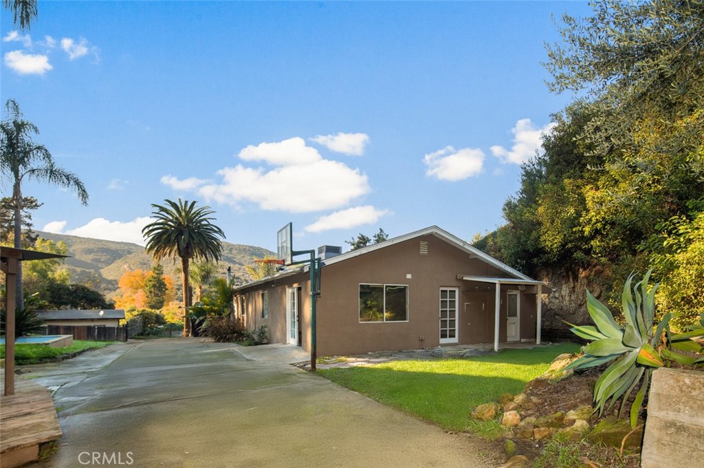 21431 Stans Lane, Laguna Beach CA 92651 - photo 8