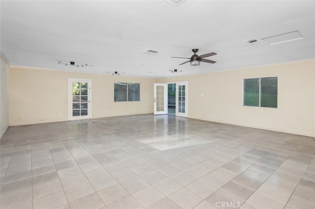 21431 Stans Lane, Laguna Beach CA 92651 - photo 28