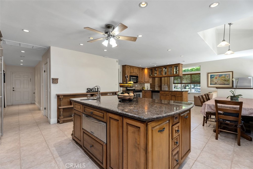 21462 Ocean Vista, Laguna Beach CA 92651 - photo 17