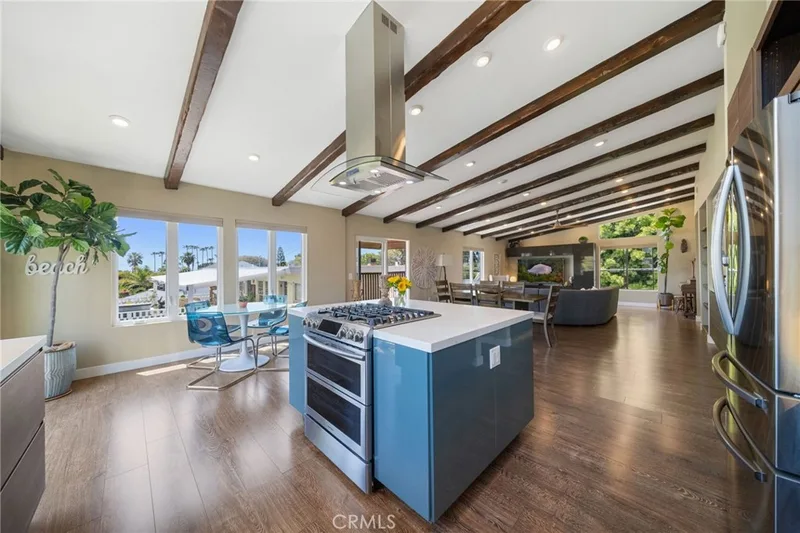 215 Monterey Drive, Laguna Beach
