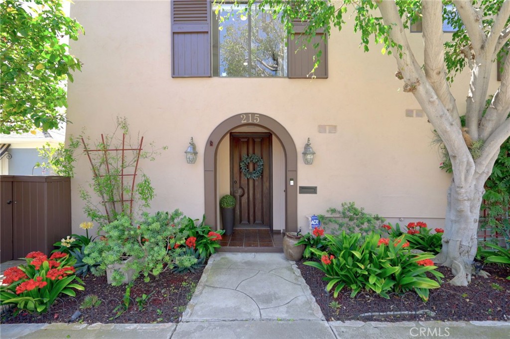215 Monterey Drive, Laguna Beach CA 92651 - photo 2