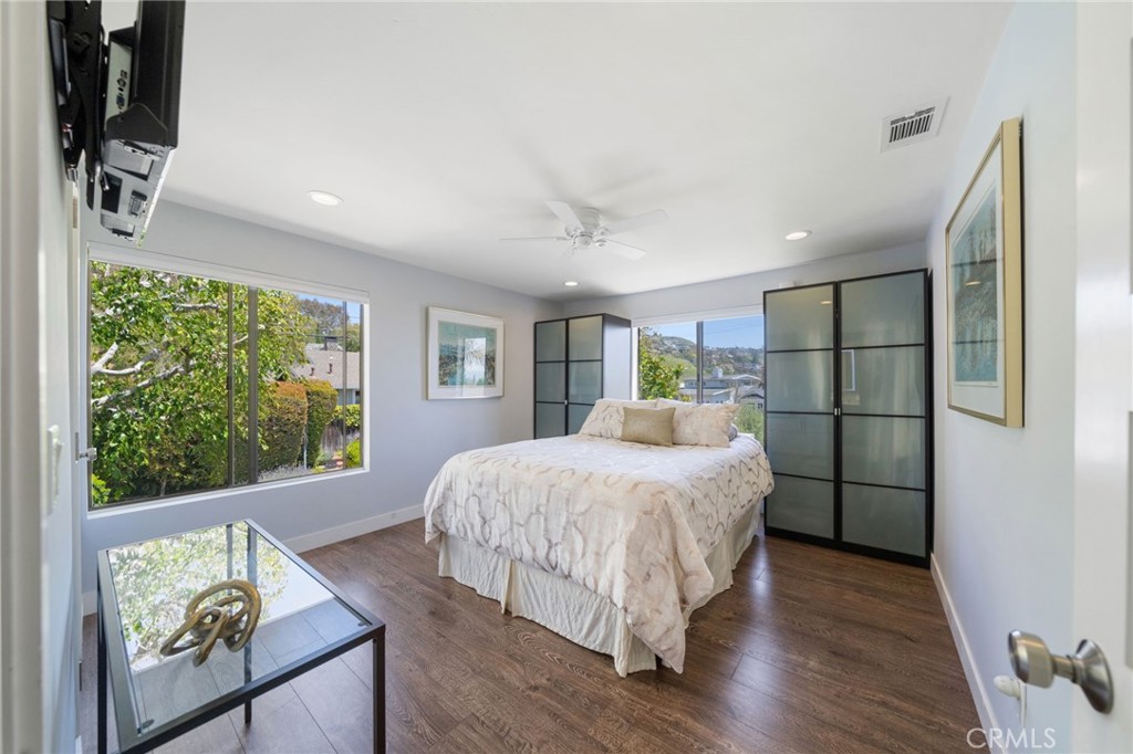 215 Monterey Drive, Laguna Beach CA 92651 - photo 21