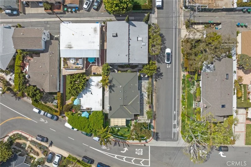 215 Monterey Studio, Laguna Beach, CA 92651