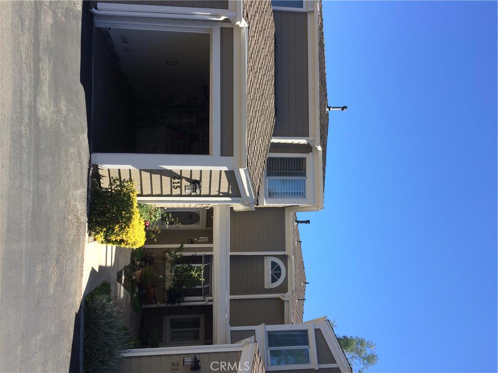 215 Santa Rosa Court, Laguna Beach CA 92651 - photo 1
