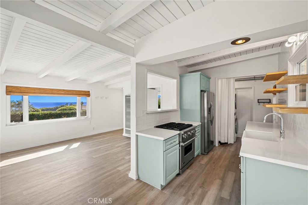 Welcome to 216 Cajon - 216 Cajon Street, Laguna Beach CA 92651 - photo 1