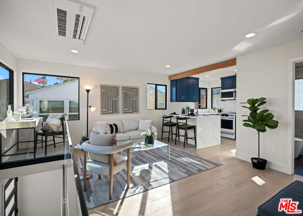 216 Cliff Drive, Laguna Beach CA 92651 - photo 4