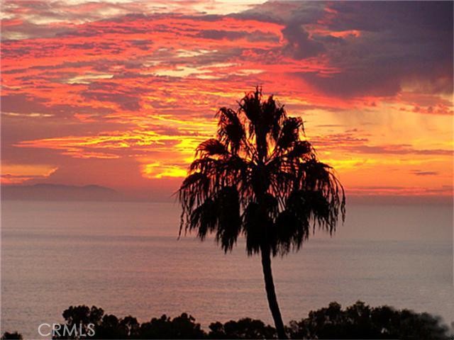Watch the sunset over the Montage Resort - 21643 Ocean Vista Drive 7, Laguna Beach CA 92651 - photo 1
