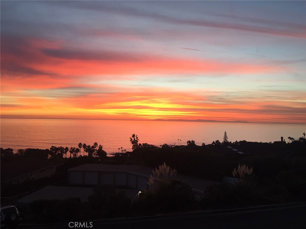 21643 Ocean Vista Drive 7, Laguna Beach CA 92651 - photo 1