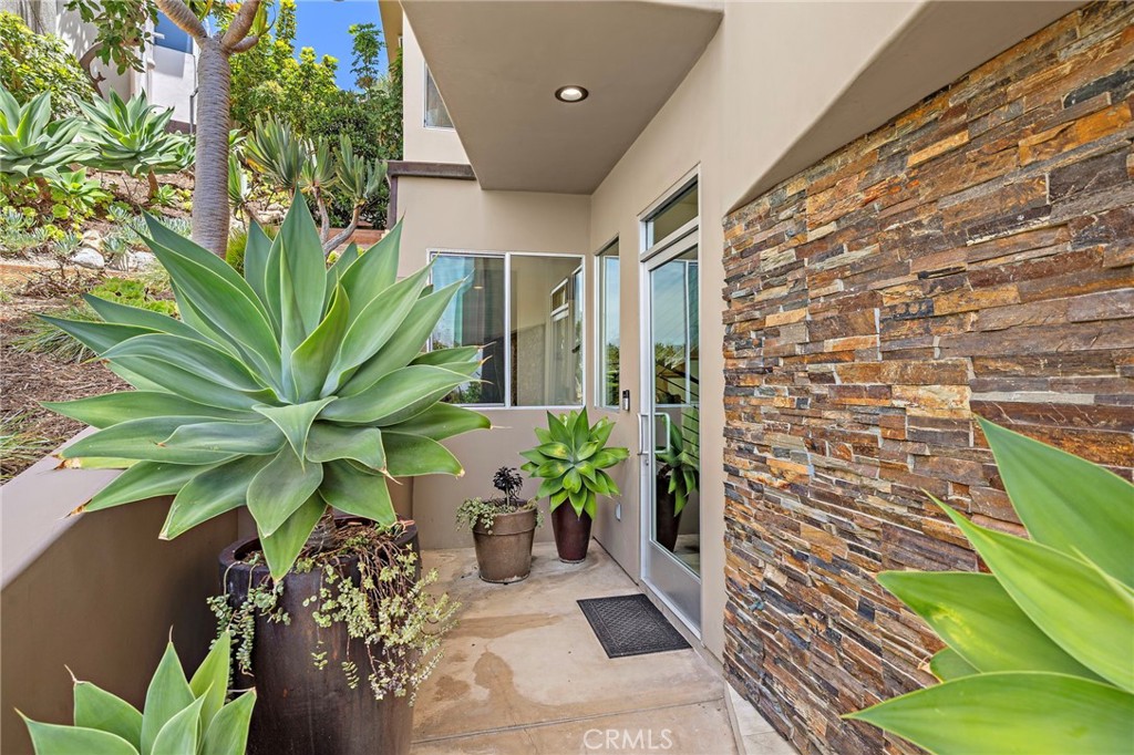 2166 Ruby Place, Laguna Beach CA 92651 - photo 5