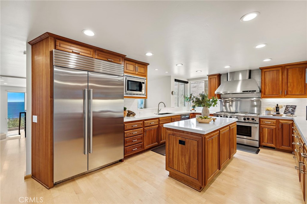 2166 Ruby Place, Laguna Beach CA 92651 - photo 8