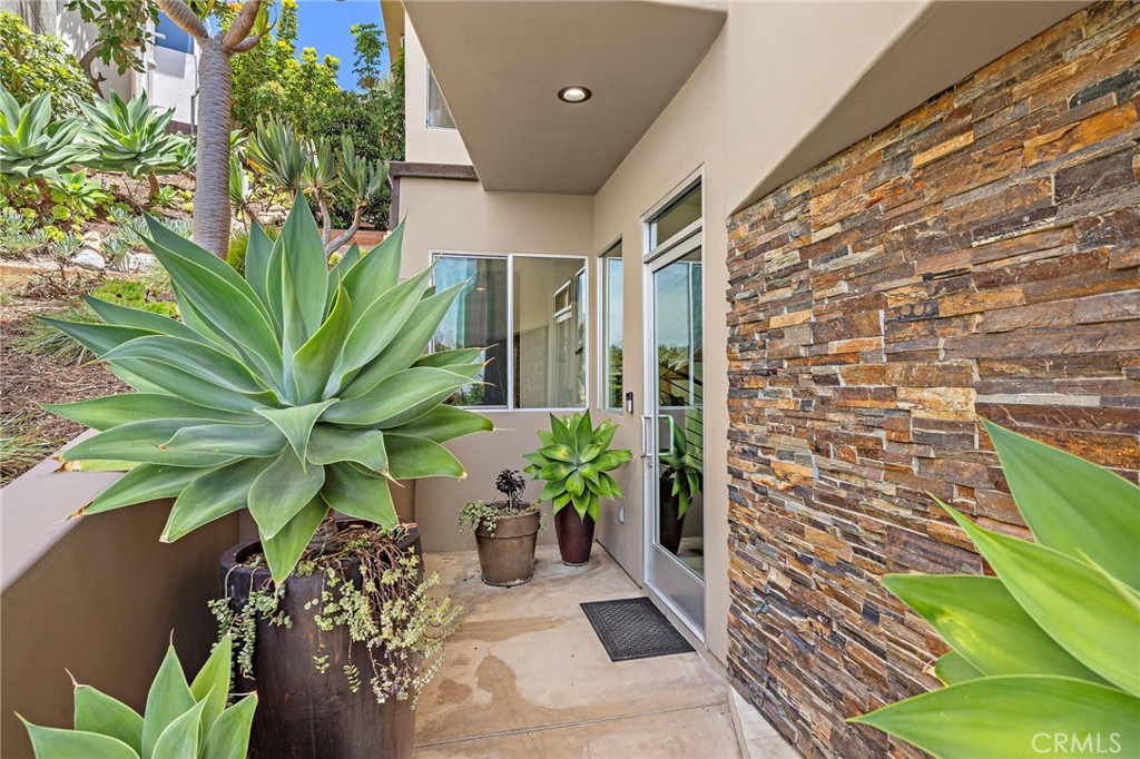 2166 Ruby Place, Laguna Beach CA 92651 - photo 9