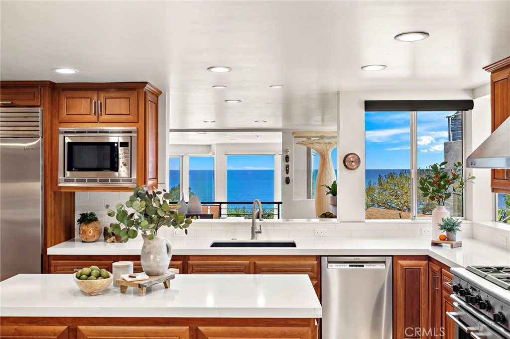2166 Ruby Place, Laguna Beach CA 92651 - photo 9