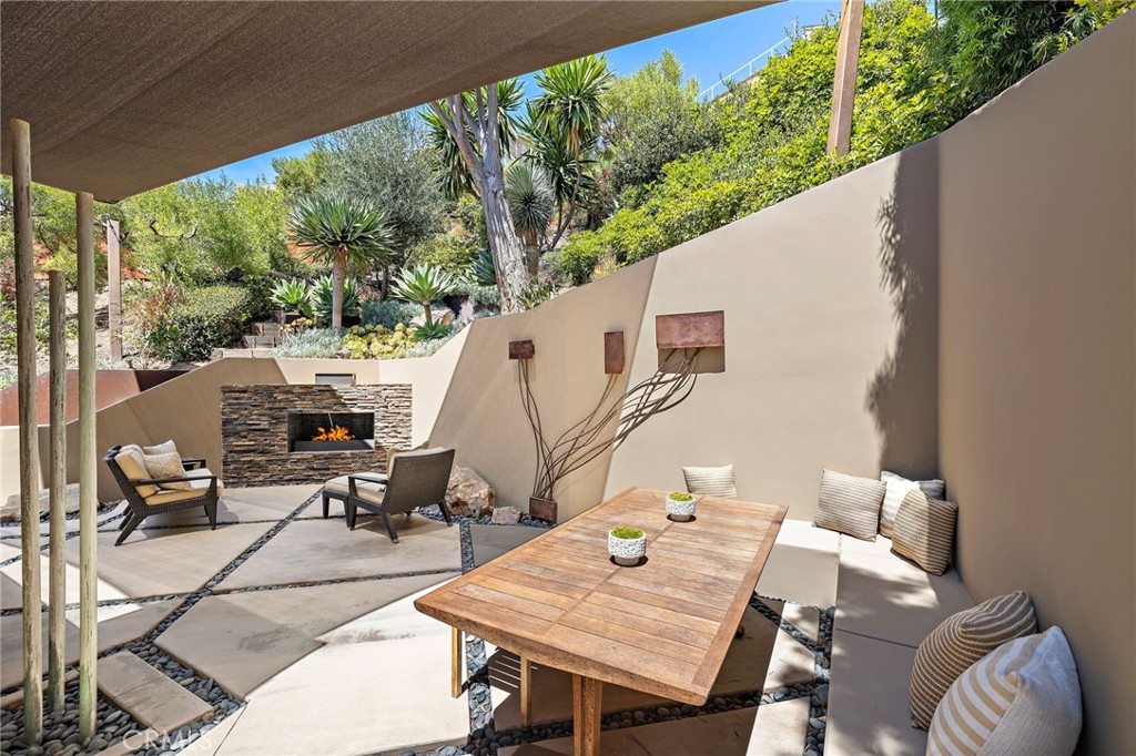 2166 Ruby Place, Laguna Beach CA 92651 - photo 29