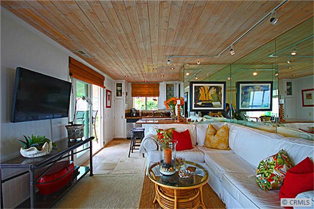 Beautiful light and bright living area with new plasma TV~ - 21662 OCEAN VISTA Drive D, Laguna Beach CA 92651 - photo 1