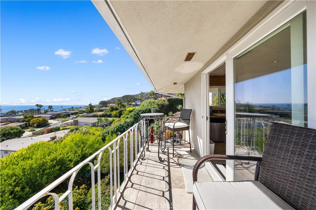 21662 Ocean Vista Drive D, Laguna Beach CA 92651 - photo 30