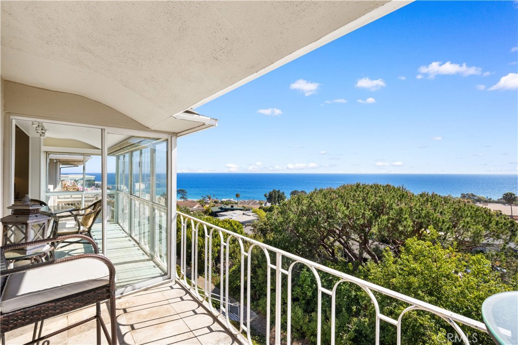 21662 Ocean Vista Drive D, Laguna Beach CA 92651 - photo 31