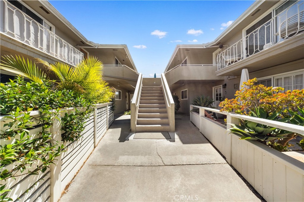 21662 Ocean Vista Drive D, Laguna Beach CA 92651 - photo 39