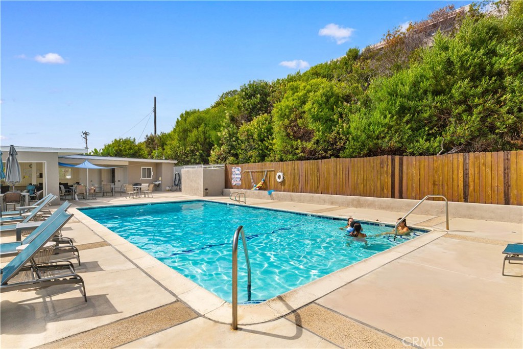 21662 Ocean Vista Drive D, Laguna Beach CA 92651 - photo 55