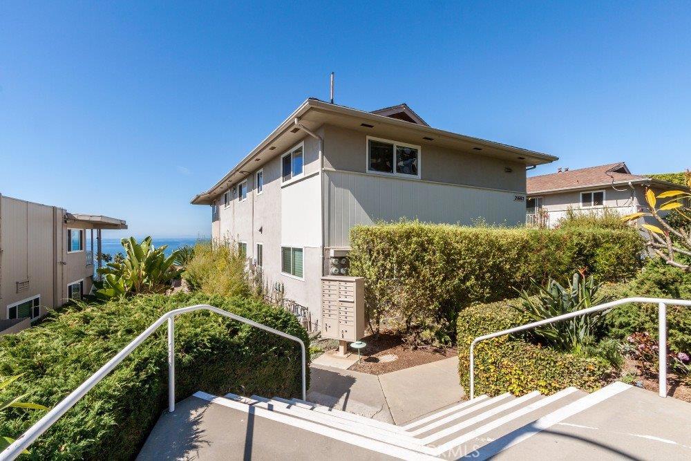 21682 Ocean Vista Drive C, Laguna Beach CA 92651 - photo 1