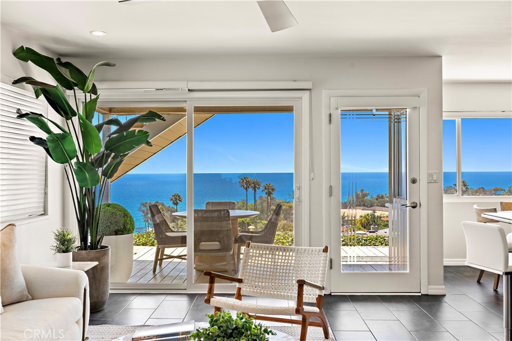 21692 Ocean Vista Drive A, Laguna Beach CA 92651 - photo 5