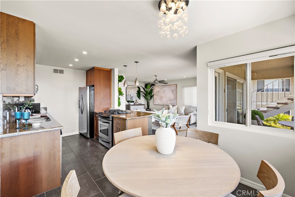 21692 Ocean Vista Drive A, Laguna Beach CA 92651 - photo 12
