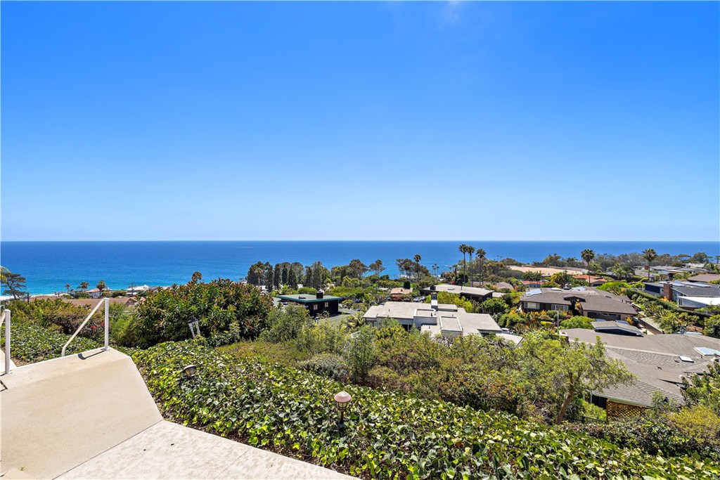 21692 Ocean Vista Drive A, Laguna Beach CA 92651 - photo 40