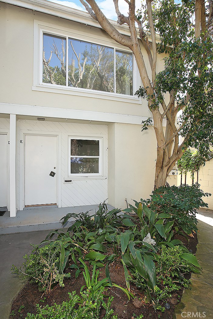 217 Cypress Drive E, Laguna Beach CA 92651 - photo 1