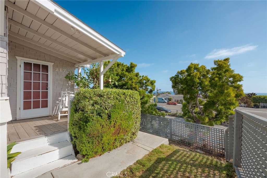 217 Wave Street, Laguna Beach CA 92651 - photo 4