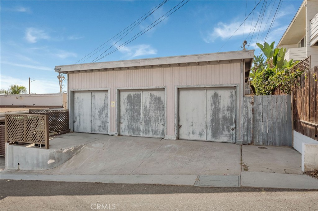 217 Wave Street, Laguna Beach CA 92651 - photo 14