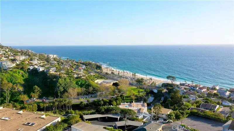 21703 Ocean Vista 201, Laguna Beach
