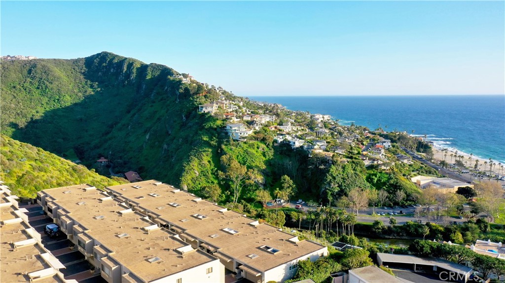 21703 Ocean Vista 201, Laguna Beach CA 92651 - photo 4